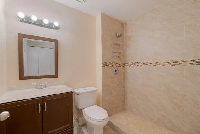 $3,200 | 14 Misty Meadow Drive, Boynton Beach, FL 33436