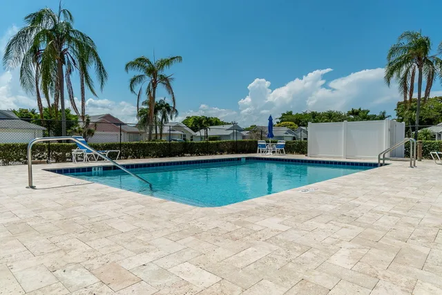 $3,200 | 14 Misty Meadow Drive, Boynton Beach, FL 33436