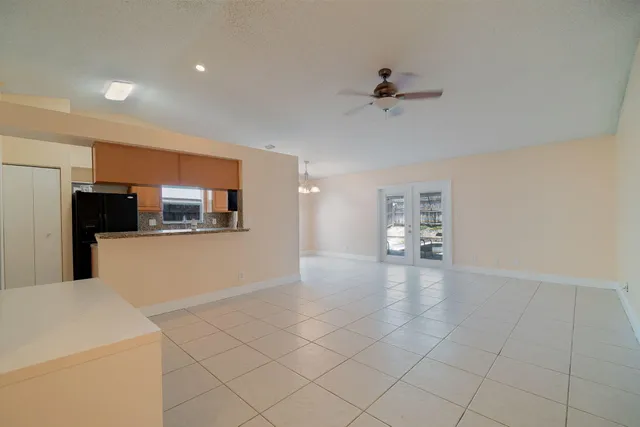 $3,200 | 14 Misty Meadow Drive, Boynton Beach, FL 33436