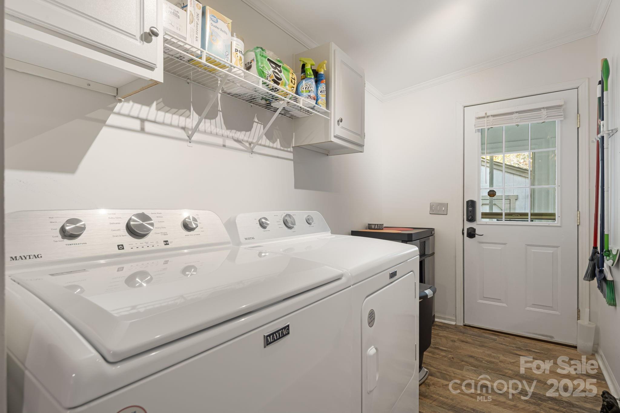 57 Founders Way Arden, NC 28704 - Photo 10 of 26 a utility room with dryer and washer