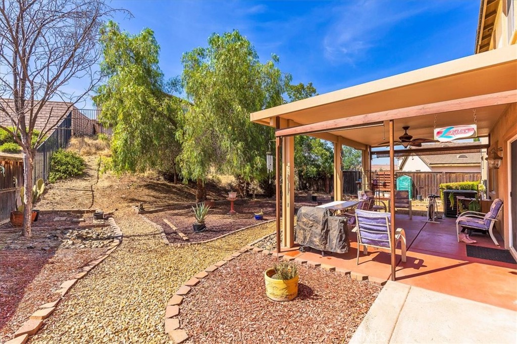 28984 Escalante Road Menifee, CA 92587 - Photo 28 of 40 Large backyard with over 8,700 sq ft