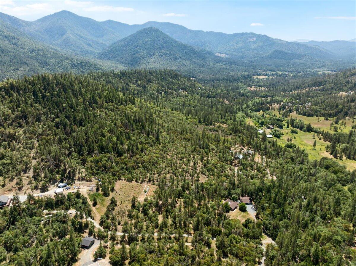550 Bolt Mountain Road Grants Pass, OR 97527 - Photo 32 of 35 12-DJI_0382