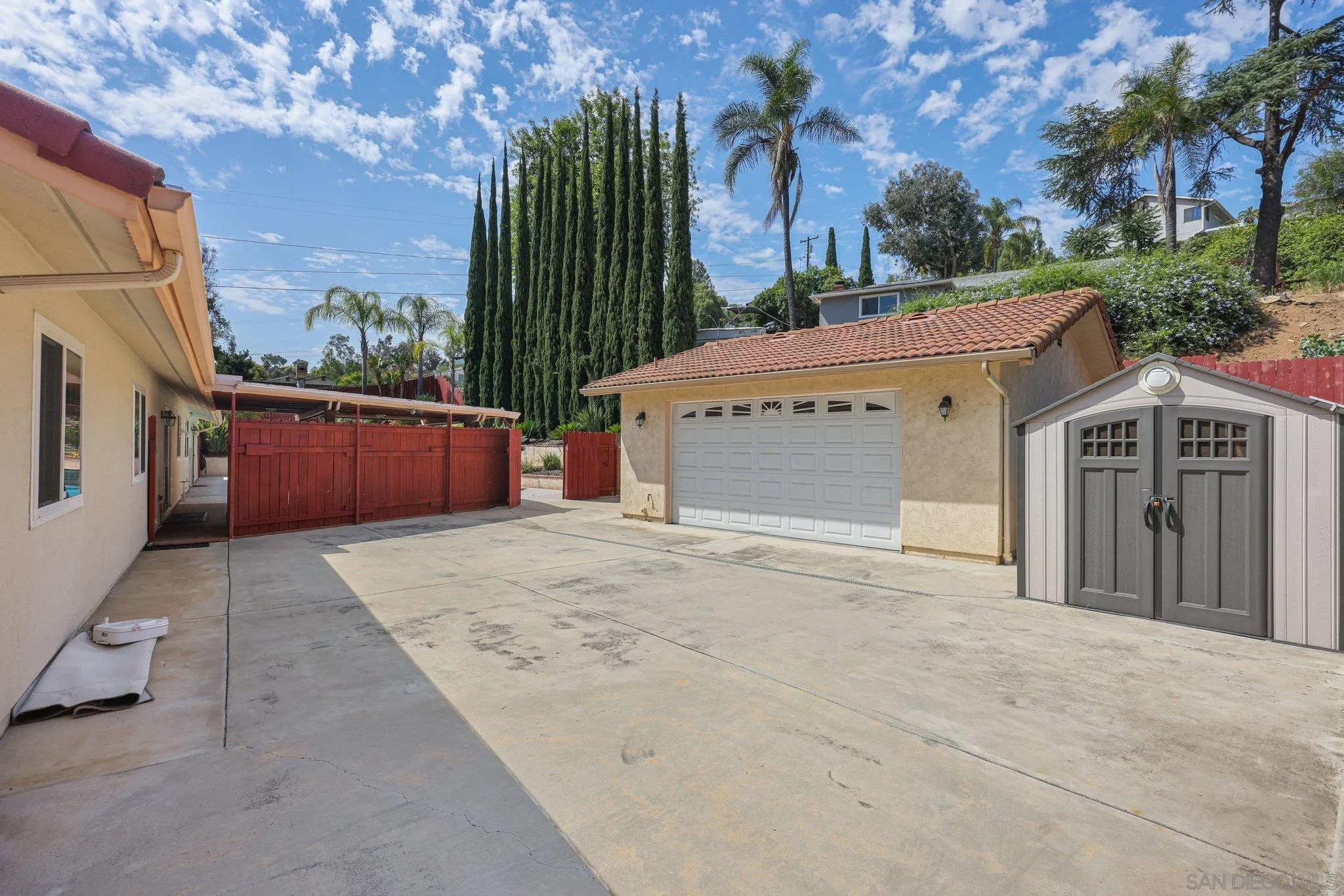 12175 Gay Rio Drive Lakeside, CA 92040 - Photo 7 of 29