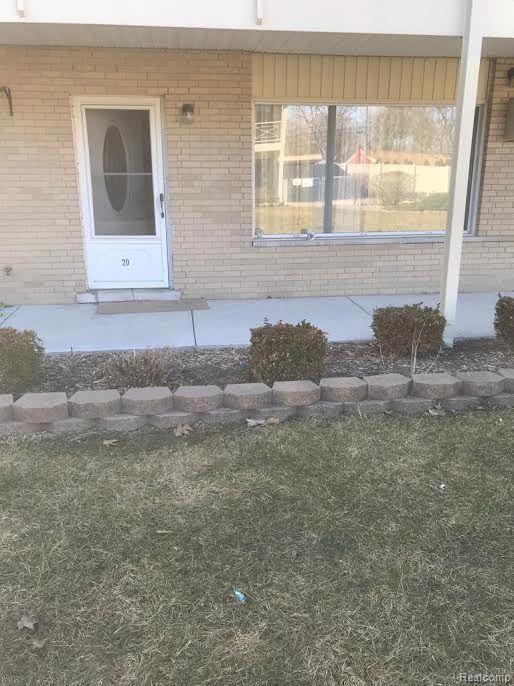 7350 Inkster Road, Unit 19 Dearborn Heights, MI 48127 - Photo 9 of 32