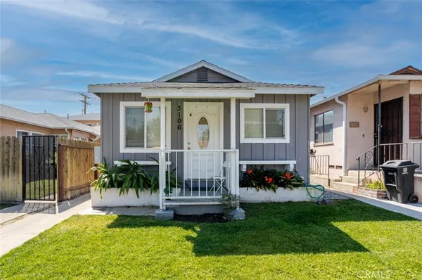 $2,300 | 3106 West Victory Boulevard, Unit C, Burbank, CA 91505
