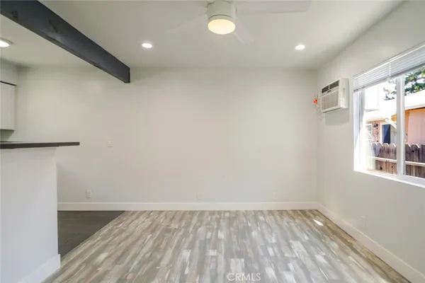 $2,300 | 3106 West Victory Boulevard, Unit C, Burbank, CA 91505