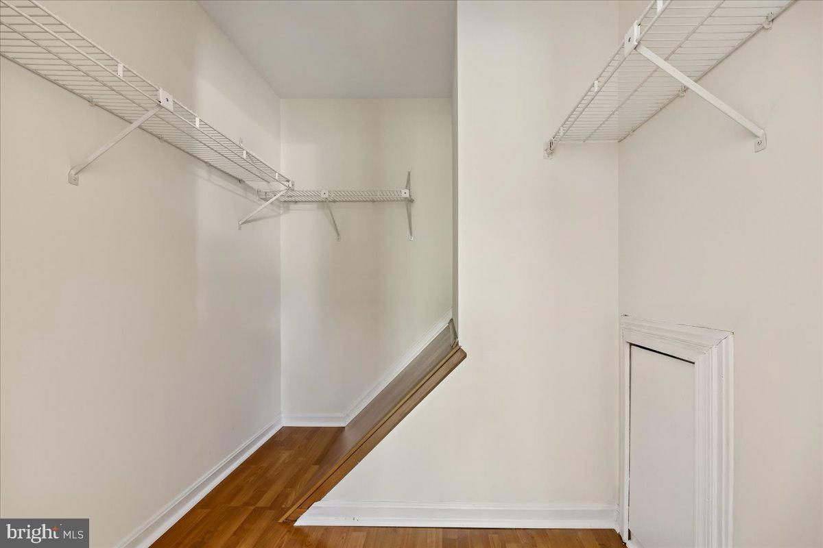 18012 Golden Spring Court, Unit 239 Olney, MD 20832 - Photo 24 of 44 a view of small space