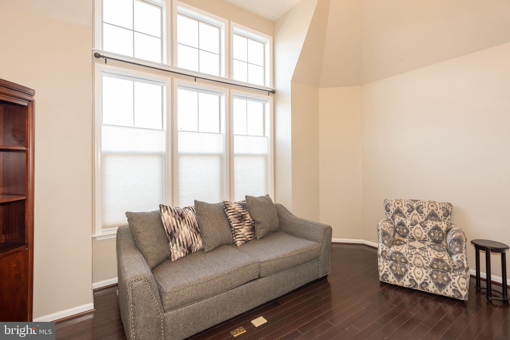 2300 Roe Lane Frederick, MD 21701 - Photo 5 of 49
