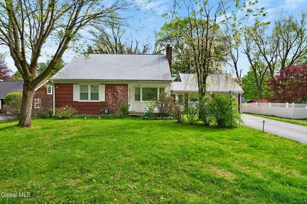$389,900 | 15 Morningside Drive, Bethlehem, NY 12054