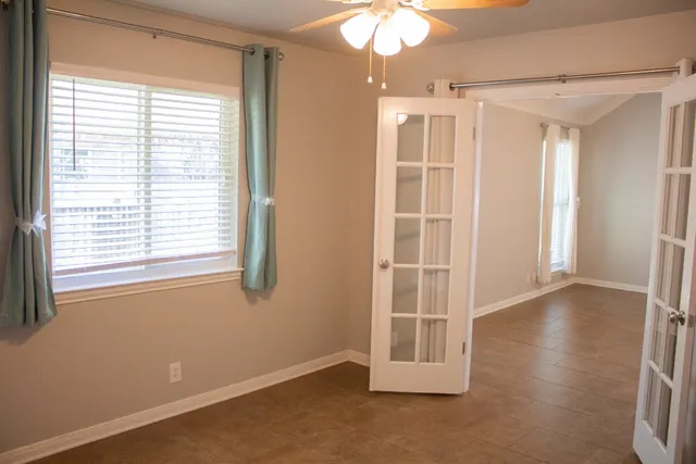 $3,350 | 12721 Oxen Way, Austin, TX 78732