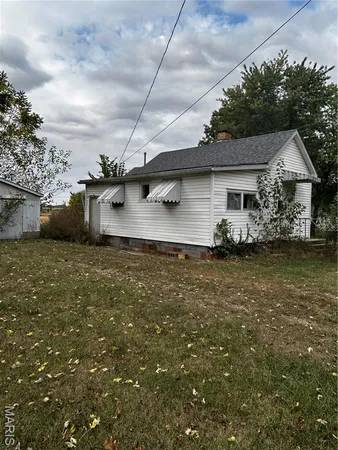 $27,500 | 416 Griffin Street, Nokomis, IL 62075
