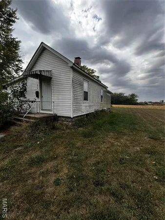 $27,500 | 416 Griffin Street, Nokomis, IL 62075