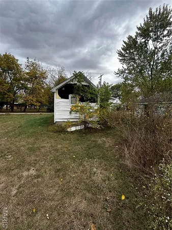 $27,500 | 416 Griffin Street, Nokomis, IL 62075