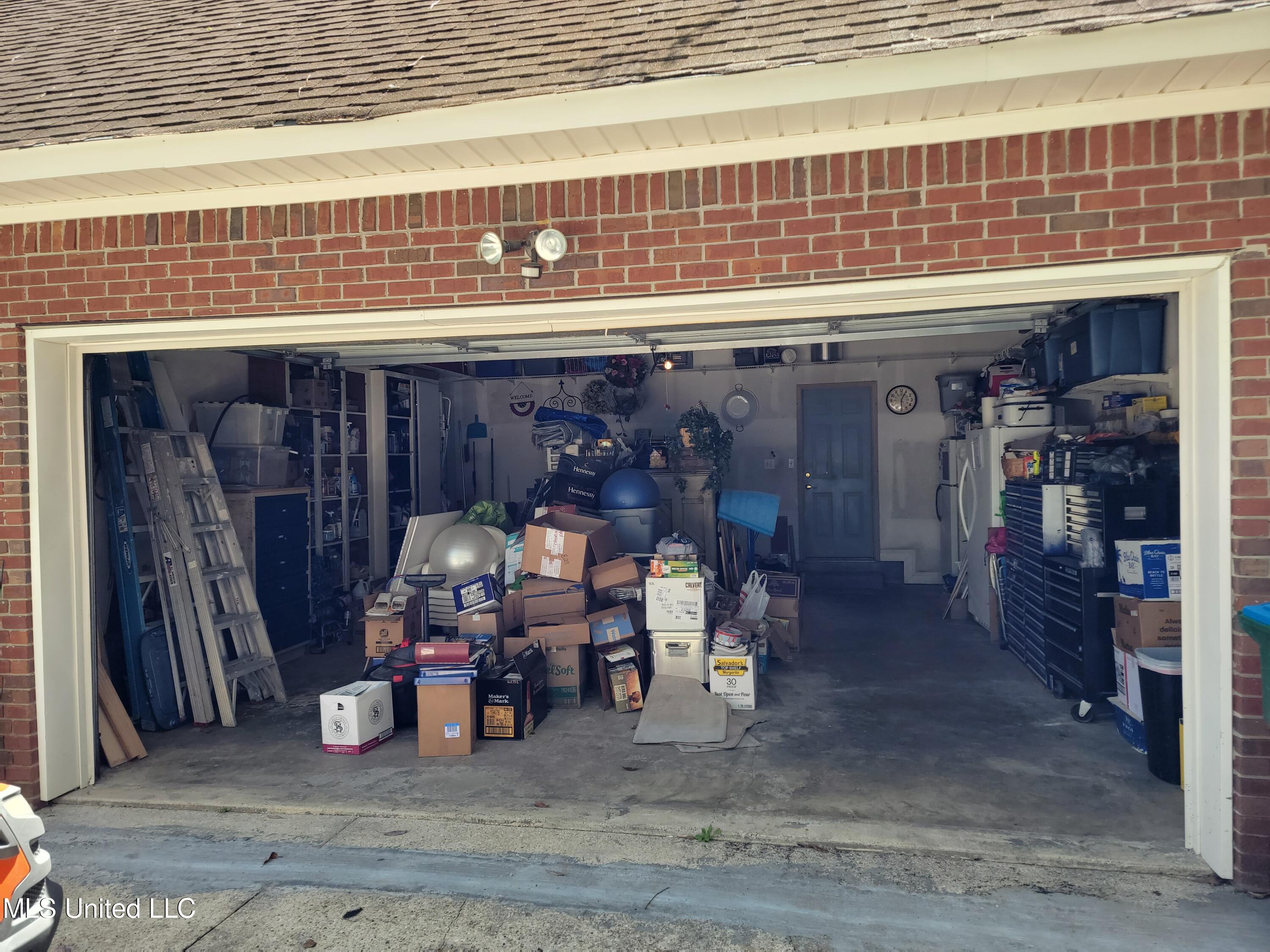 5540 Roxane Street Gautier, MS 39553 - Photo 34 of 35 2 1/2 Car Garage