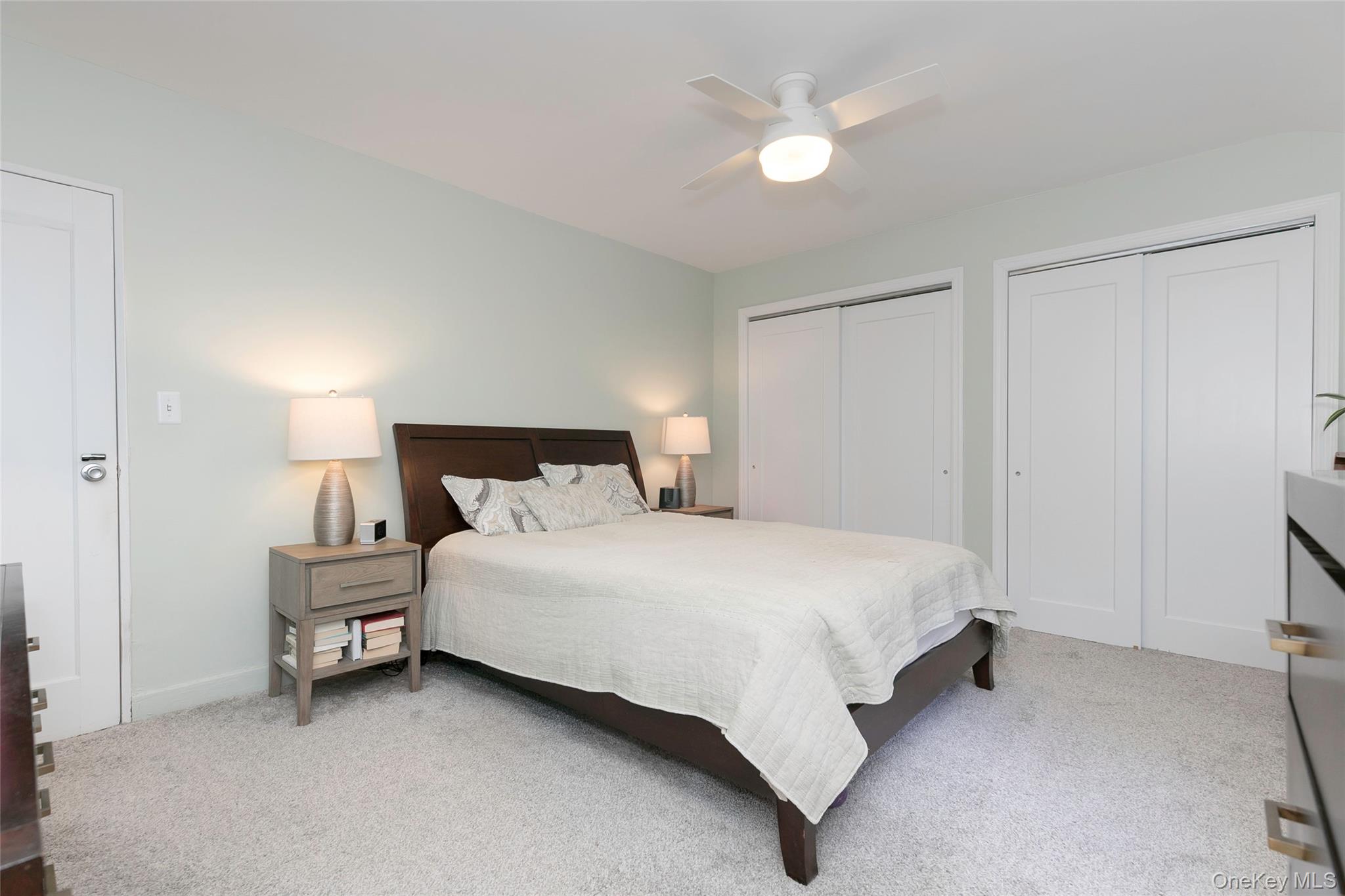 3 Peck Avenue, Unit 311B Rye, NY 10580 - Photo 17 of 20 Primary Bedroom