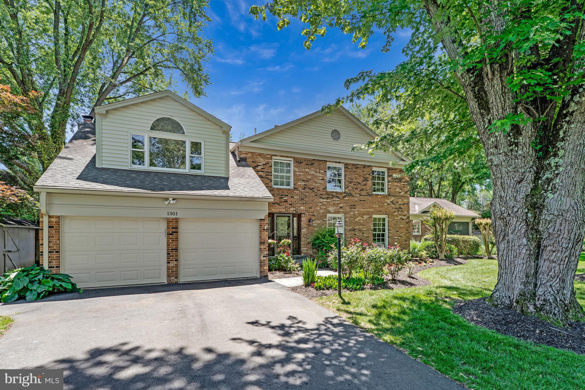 1301 Stone Meadow Way Vienna, VA 22182 - Photo 1 of 48