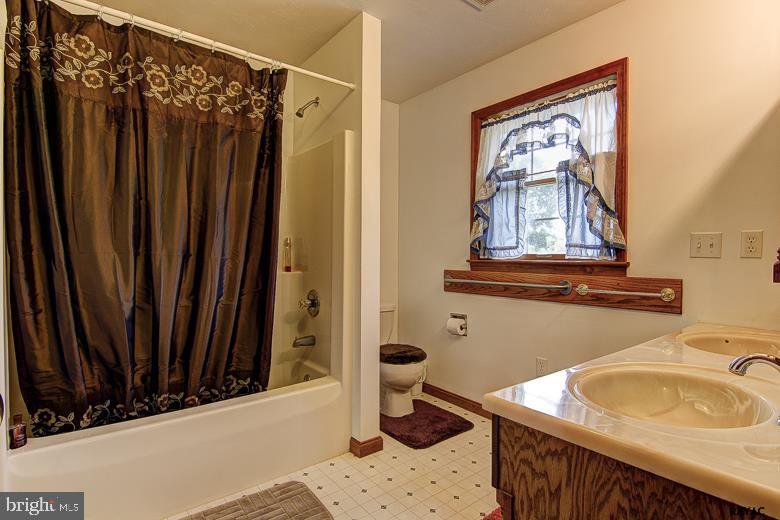 5565 Pine Road Thomasville, PA 17364 - Photo 19 of 23 Gallery Image 19