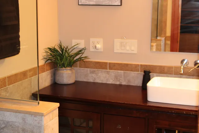 $329,900 | 5000 South East End Avenue, Unit 24A, Chicago, IL 60615