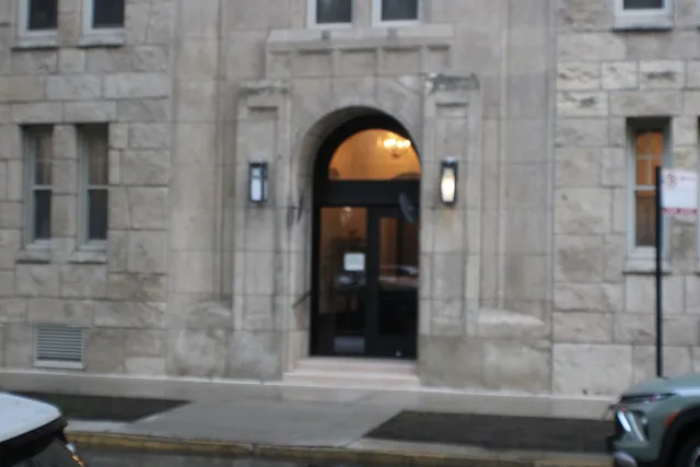 $329,900 | 5000 South East End Avenue, Unit 24A, Chicago, IL 60615