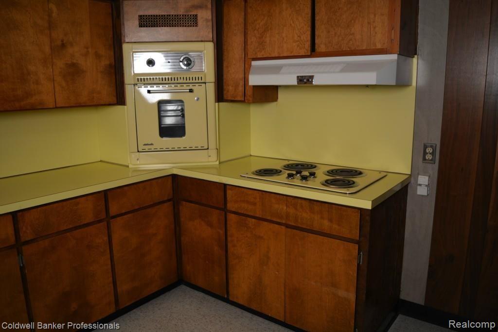 7 Roslyn Road Grosse Pointe, MI 48236 - Photo 28 of 41 DSC_1305.jpg
