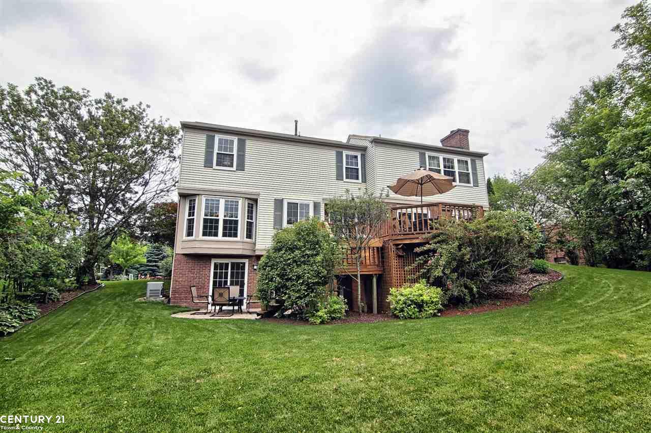 172 Grosvenor Drive Rochester Hills, MI 48307 - Photo 35 of 36