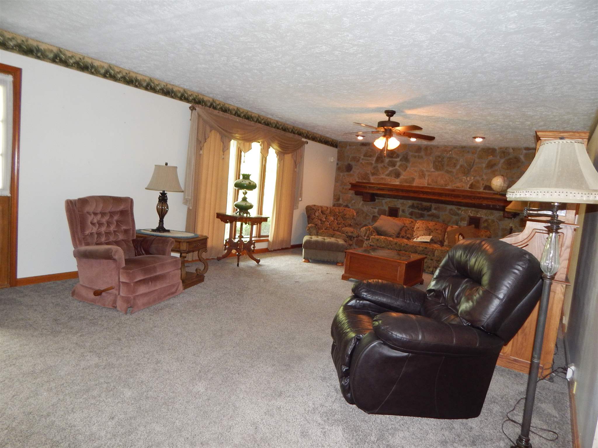2273 Tunnelton Road Bedford, IN 47421 - Photo 6 of 28 Gallery Image 6