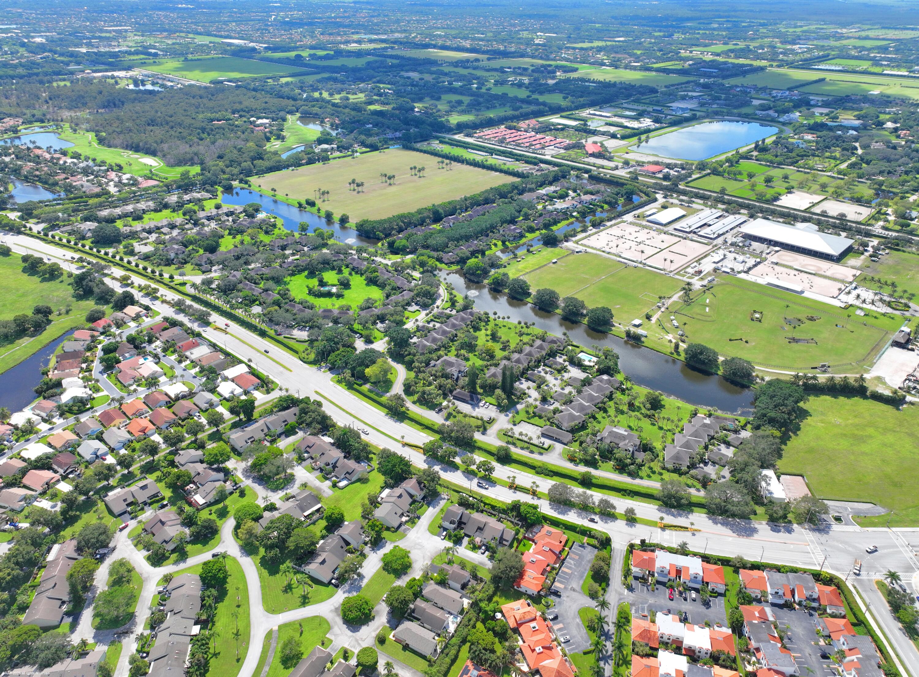 13244 Polo Club Road, Unit C206 Wellington, FL 33414 - Photo 24 of 46 view of a city with an ocean
