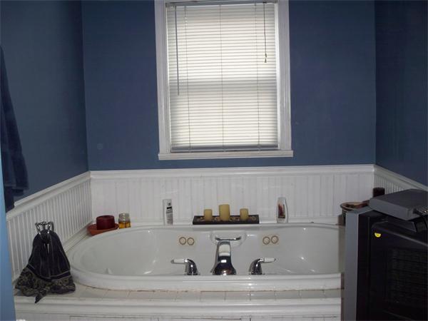1228 New Boston Road Fall River, MA 02720 - Photo 4 of 10 Gallery Image 4
