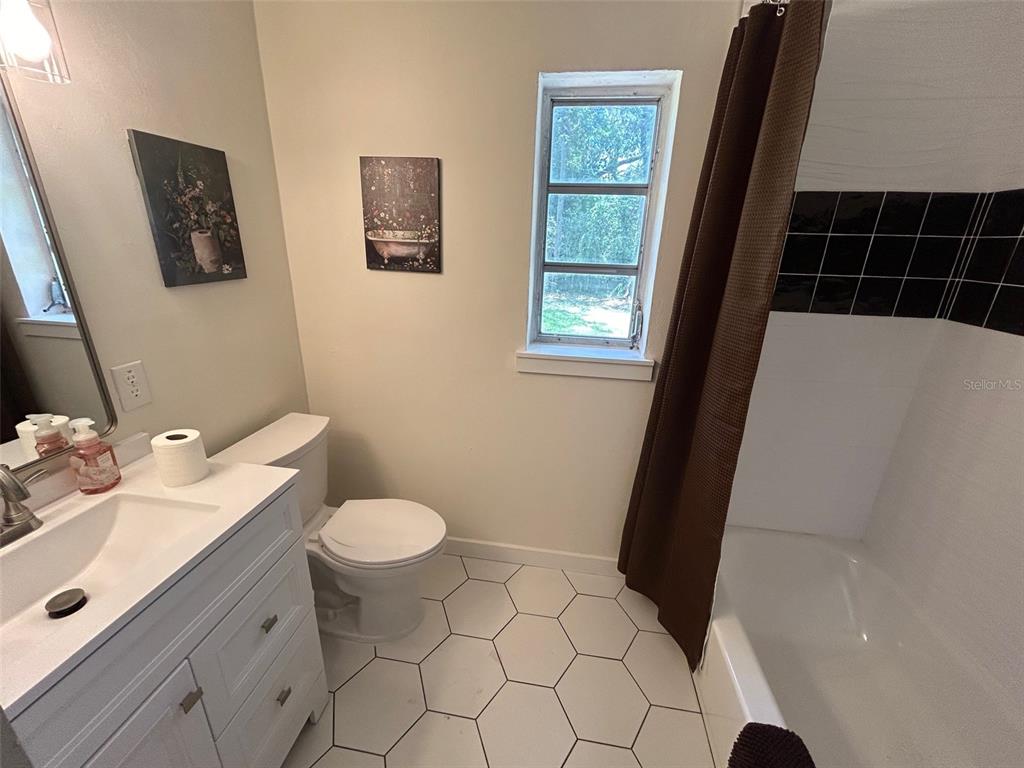 3035 West University Avenue Gainesville, FL 32607 - Photo 7 of 8