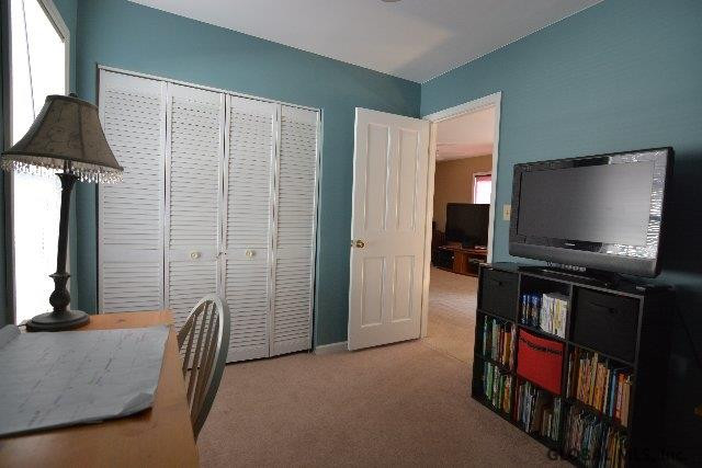 181 Caldicott Road Rotterdam, NY 12303 - Photo 6 of 18 Photo 6
