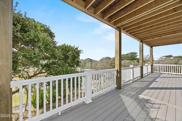 $1,424,999 | 55 Accolade Drive, Surf City, NC 28445