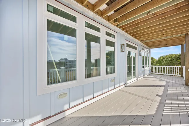 $1,424,999 | 55 Accolade Drive, Surf City, NC 28445