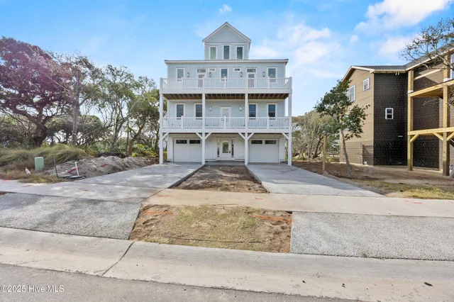 $1,424,999 | 55 Accolade Drive, Surf City, NC 28445