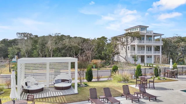 $1,424,999 | 55 Accolade Drive, Surf City, NC 28445