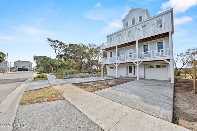 $1,424,999 | 55 Accolade Drive, Surf City, NC 28445
