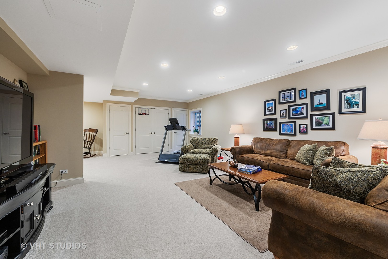 414 Turf Lane Wheaton, IL 60187 - Photo 29 of 35 Gallery Image 29