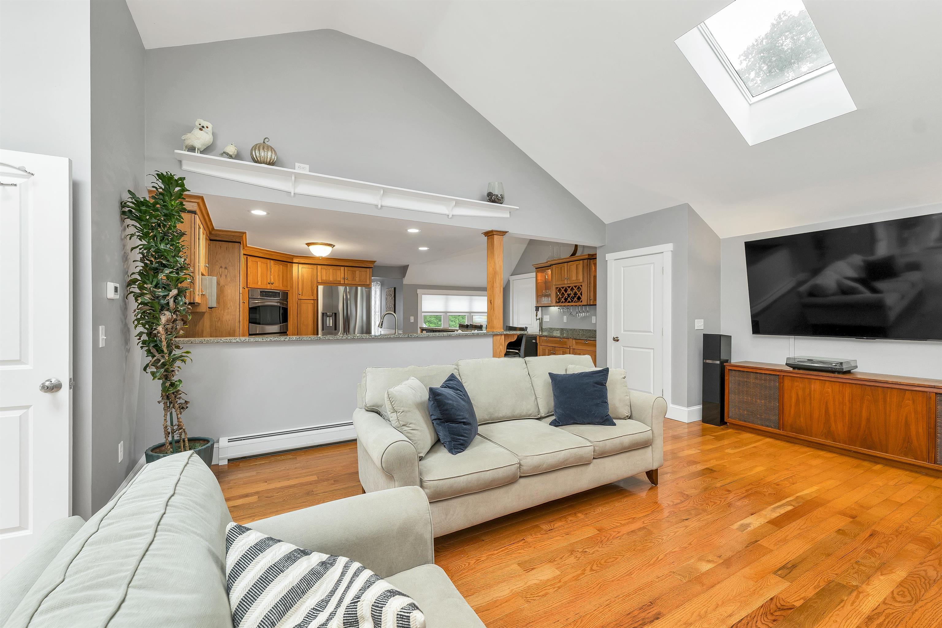 2007 Lafayette Road Portsmouth, NH 03801 - Photo 24 of 54