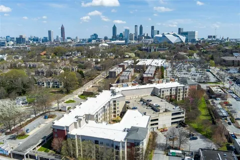 $220,000 | 870 Mayson Turner Road Northwest, Unit 1311, Atlanta, GA 30314