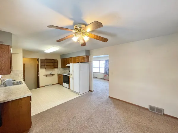 $164,500 | 215 North Swain Street, Redwood Falls, MN 56283