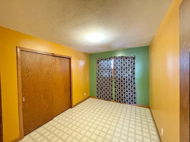 $175,000 | 215 North Swain Street, Redwood Falls, MN 56283