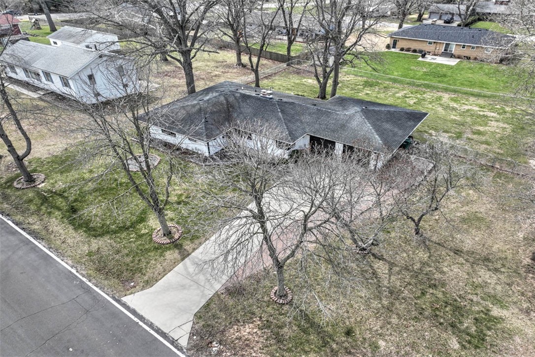 3415 North University Avenue Decatur, IL 62526 - Photo 3 of 36 Gallery Image 3