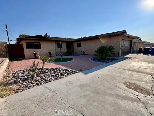 $385,000 | 1517 De Anza Street, Barstow, CA 92311