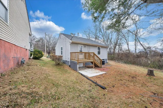 $224,900 | 1208 Cleveland Avenue Southwest, Roanoke, VA 24016