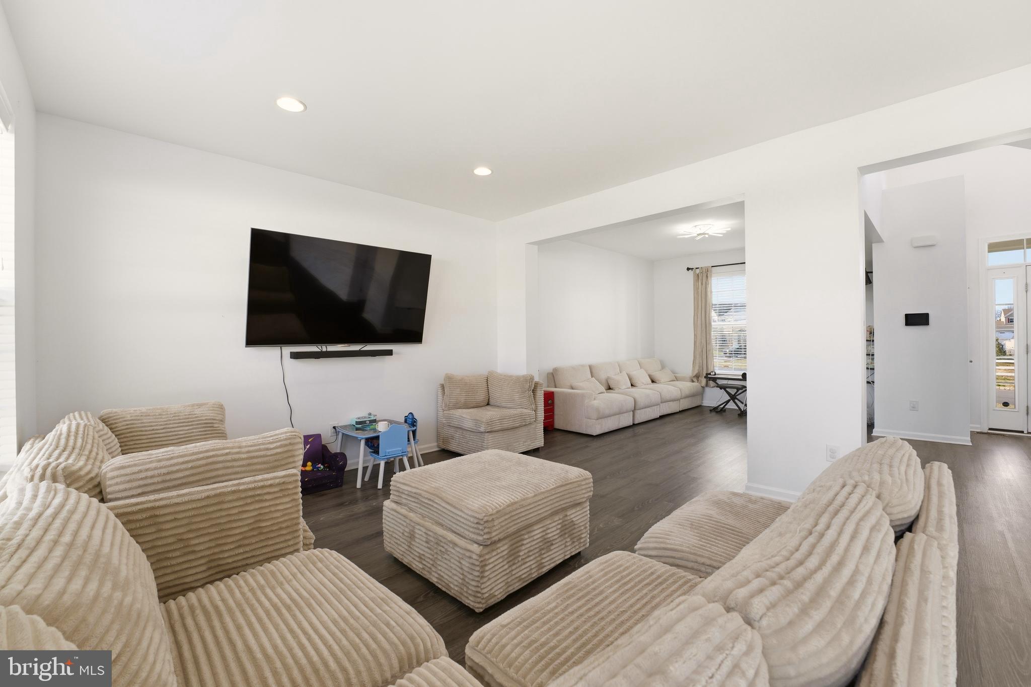 1 Champlain Street Sicklerville, NJ 08081 - Photo 6 of 36