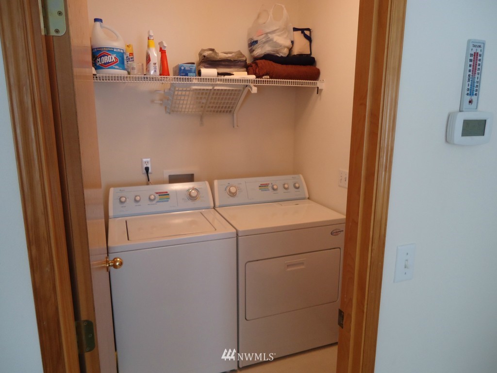2615 Northeast 25th Street Renton, WA 98056 - Photo 7 of 22