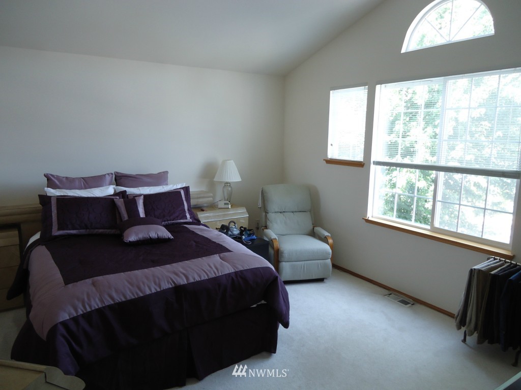 2615 Northeast 25th Street Renton, WA 98056 - Photo 8 of 22