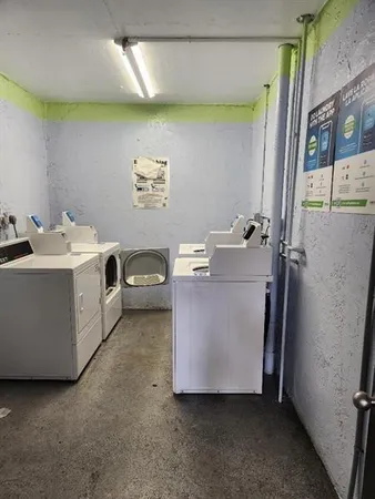 $1,490 | 500 Northeast 2nd Street, Unit 425, Dania Beach, FL 33004