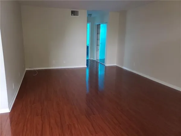 $1,490 | 500 Northeast 2nd Street, Unit 425, Dania Beach, FL 33004