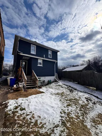 a view of outdoor space