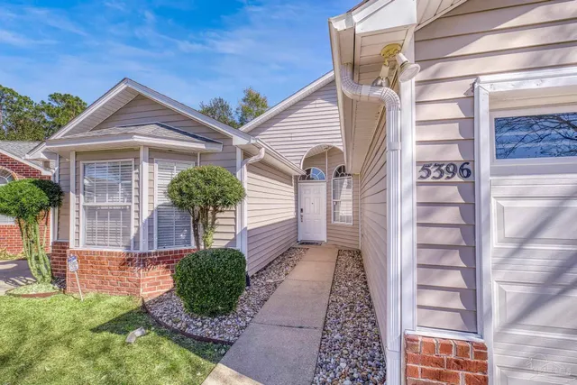 $325,000 | 5396 Flintwood Circle, Pensacola, FL 32504